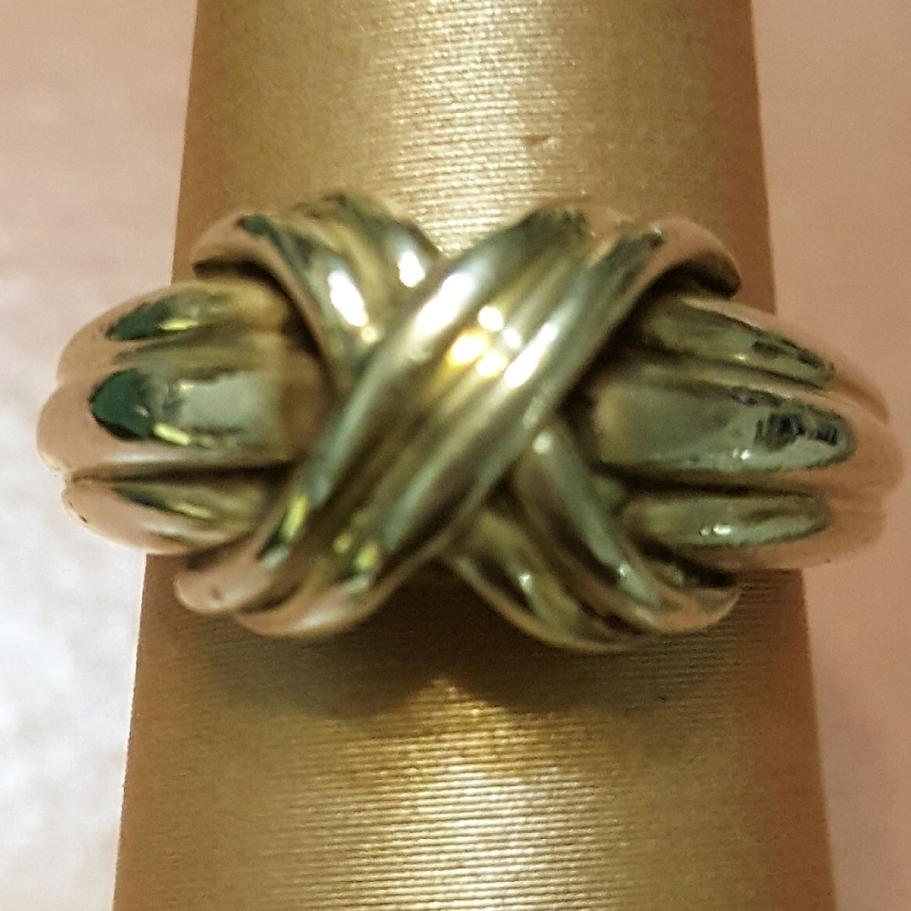 *SOLD* Tiffany & Co. Solid SS Atlas Signature X Ring Size 4.5 - Picture 1 of 7